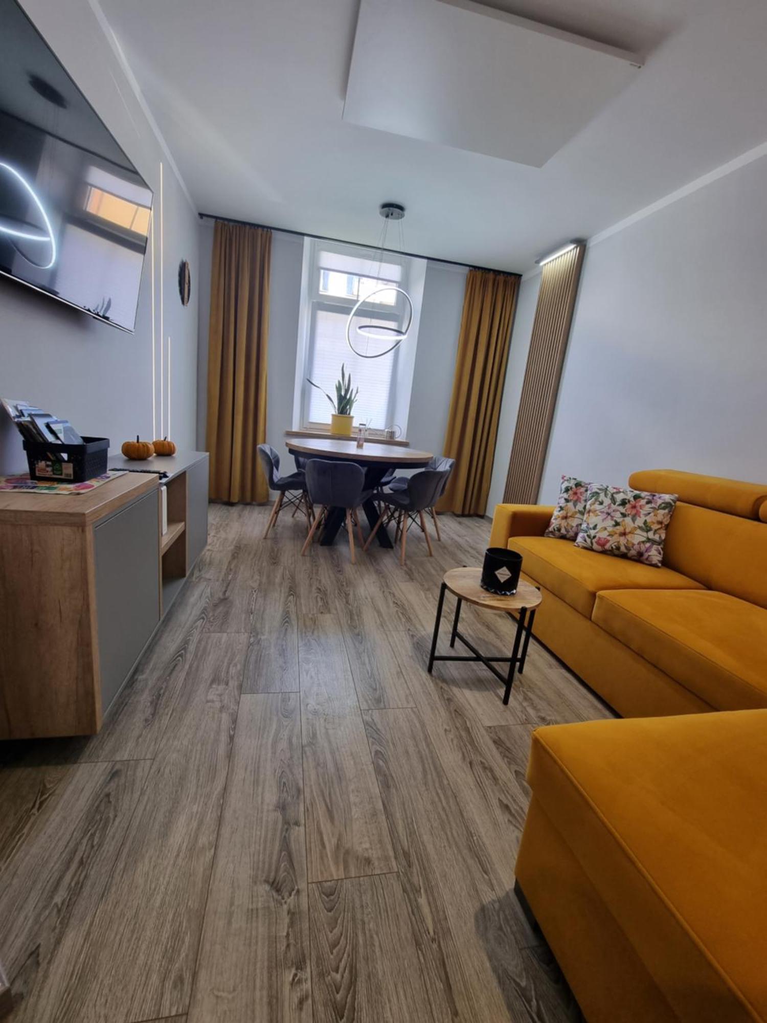 Apartament Lux Lemon 옐레니아구라 외부 사진